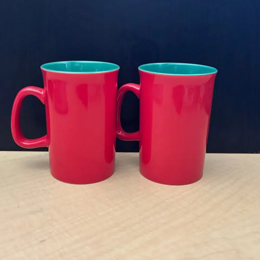 Starbucks 2024 Red Holiday Coffee Mug Cup 10 oz Siren Logo Collectible